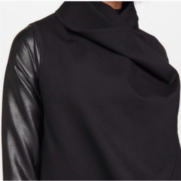 SPANX Front Drape Jacket NWT Black - 1 DAY FIRM SALE PRICE - Picture 3 of 3